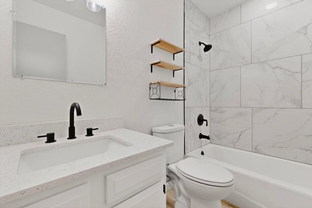 5434 6th Street NW, Albuquerque, NM 87107