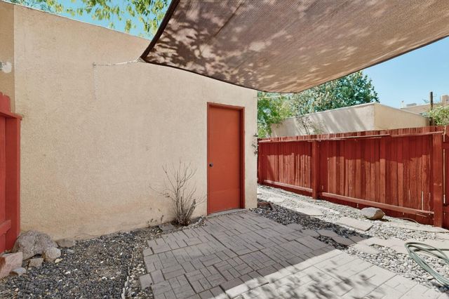 5434 6th Street NW, Albuquerque, NM 87107