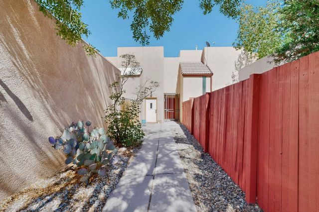 5434 6th Street NW, Albuquerque, NM 87107