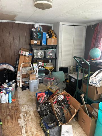 46376 County Road 352, Decatur, MI 49045