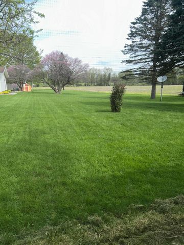 46376 County Road 352, Decatur, MI 49045