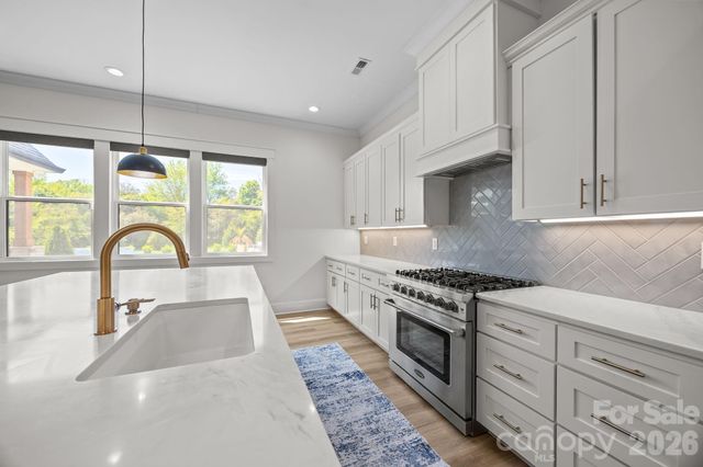 1090 Rolling Meadow Drive, Mooresville, NC 28115