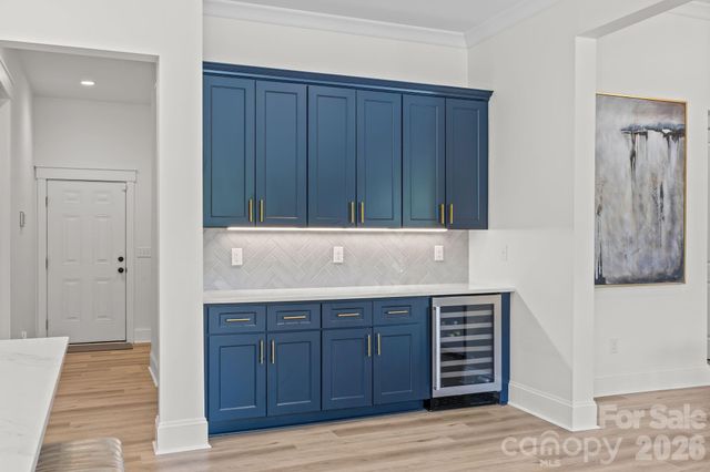 1090 Rolling Meadow Drive, Mooresville, NC 28115