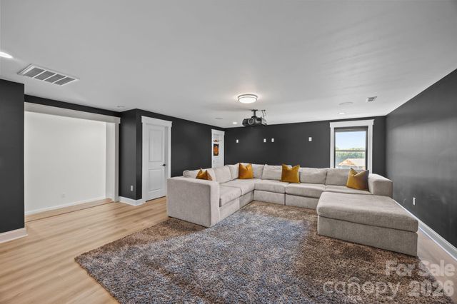1090 Rolling Meadow Drive, Mooresville, NC 28115