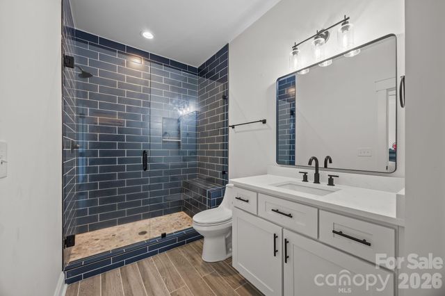 1090 Rolling Meadow Drive, Mooresville, NC 28115