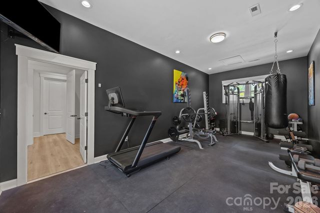 1090 Rolling Meadow Drive, Mooresville, NC 28115
