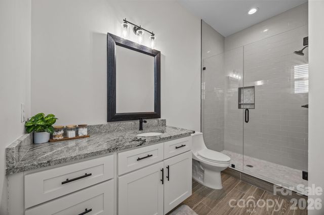 1090 Rolling Meadow Drive, Mooresville, NC 28115