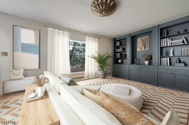 31 Cedar St, Midland Park Boro, NJ 07432