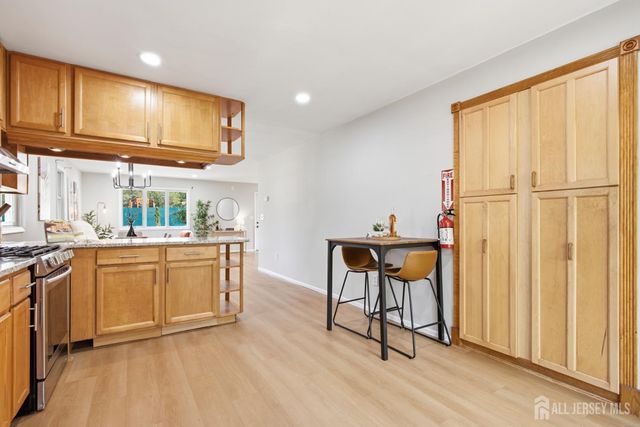 945 Lincoln Boulevard, Middlesex, NJ 08846