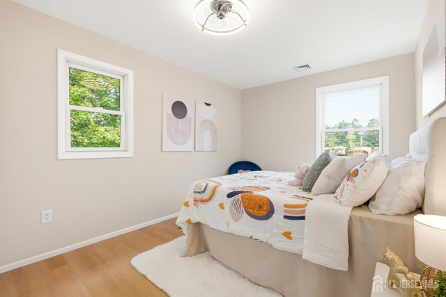 945 Lincoln Boulevard, Middlesex, NJ 08846