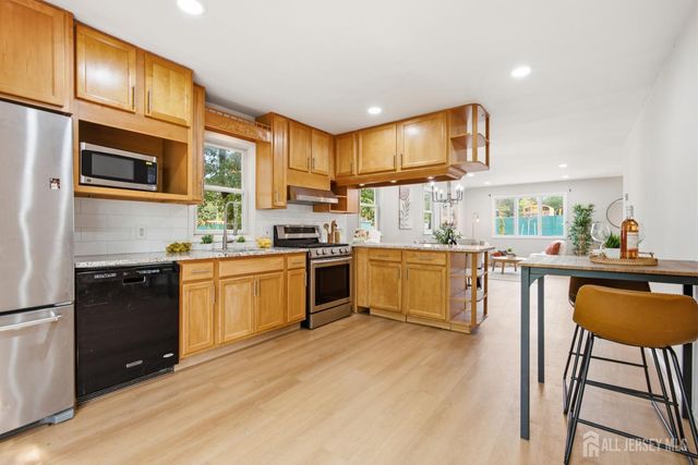 945 Lincoln Boulevard, Middlesex, NJ 08846