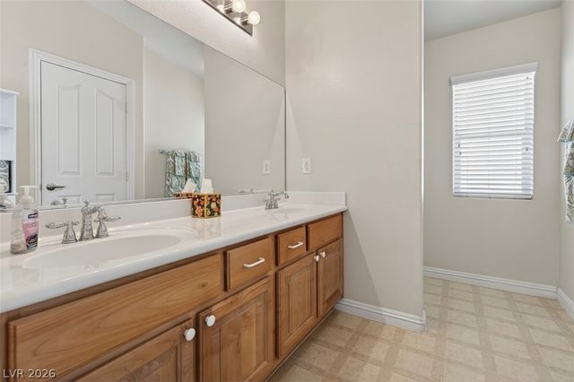 8737 Tom Noon Avenue 102, Las Vegas, NV 89178