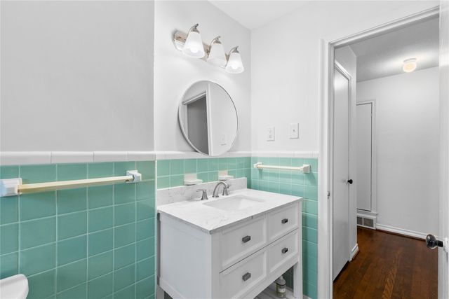 1804 Mariposa Drive, Dallas, TX 75228