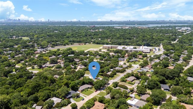 1804 Mariposa Drive, Dallas, TX 75228