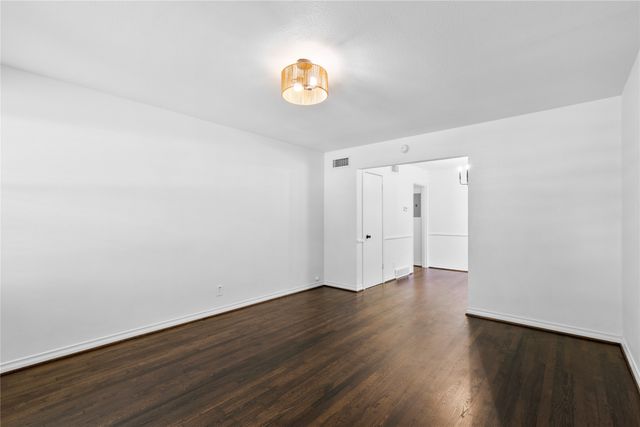 1804 Mariposa Drive, Dallas, TX 75228