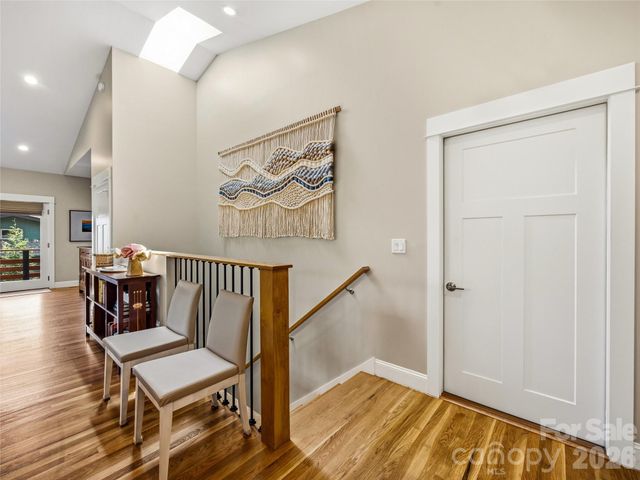 409 Kessler Place, Asheville, NC 28804