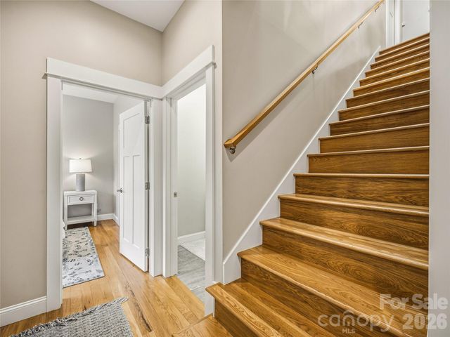 409 Kessler Place, Asheville, NC 28804