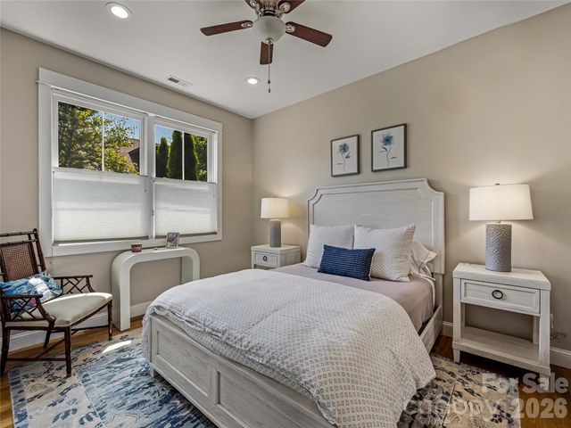 409 Kessler Place, Asheville, NC 28804