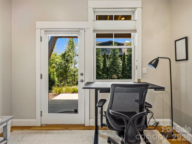409 Kessler Place, Asheville, NC 28804