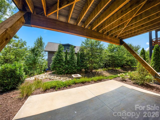 409 Kessler Place, Asheville, NC 28804