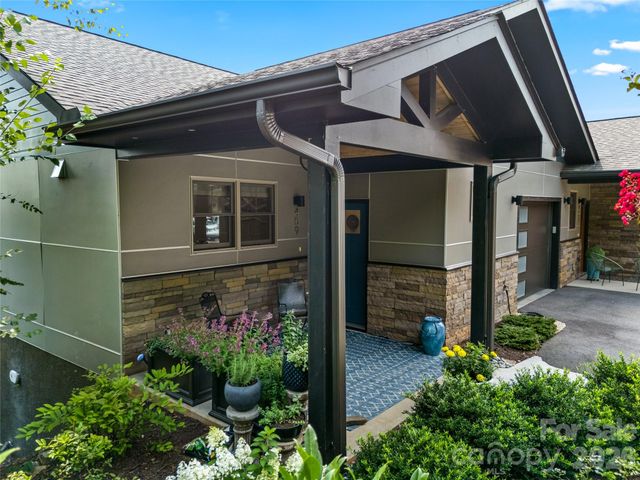 409 Kessler Place, Asheville, NC 28804