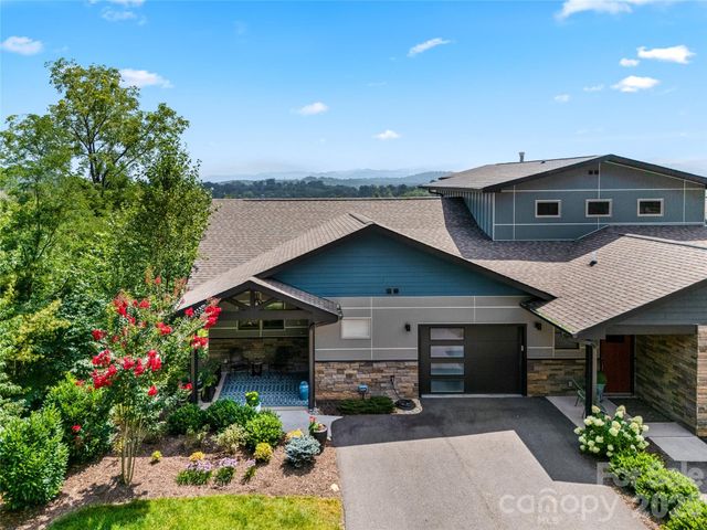 409 Kessler Place, Asheville, NC 28804