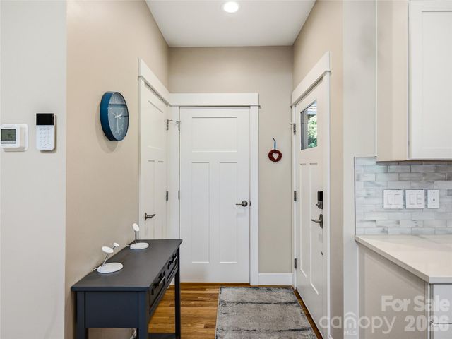 409 Kessler Place, Asheville, NC 28804