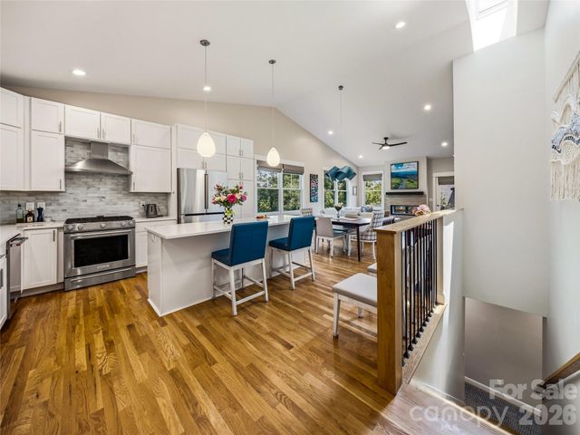 409 Kessler Place, Asheville, NC 28804