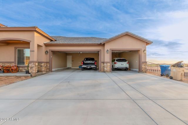 22951 W La Mirada Drive, Buckeye, AZ 85326