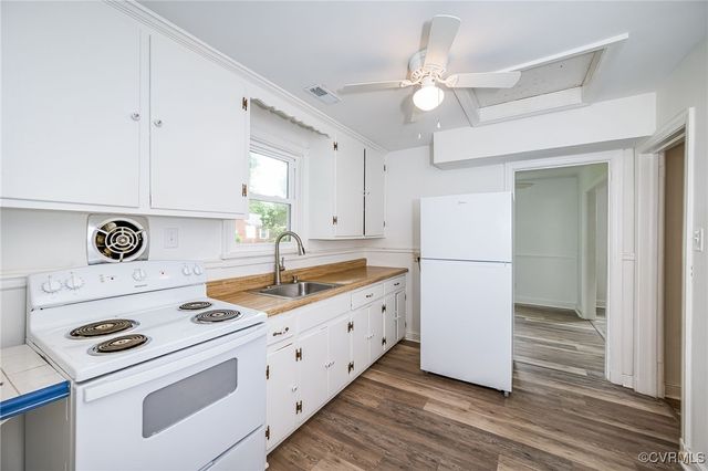 27 Medlock Rd, Sandston, VA 23150