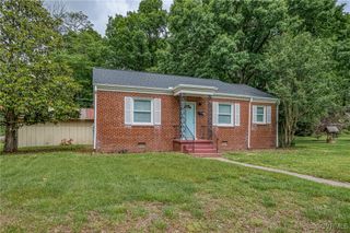 27 Medlock Rd, Sandston, VA 23150