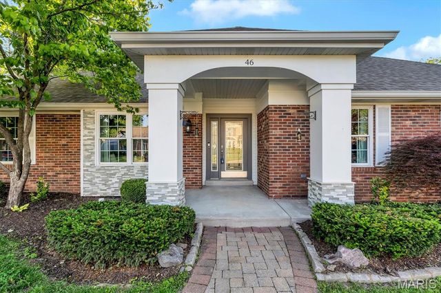 46 Fox Meadows Court, St Charles, MO 63303