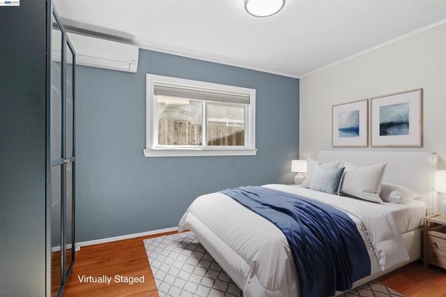 6933 Cedar Ln, Dublin, CA 94568