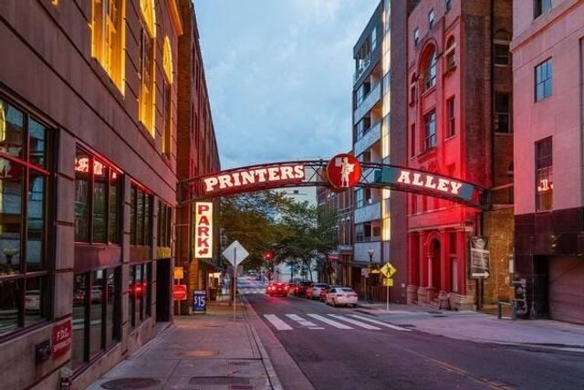 309 Church St Apt 303, Nashville, TN 37201