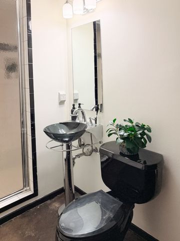 309 Church St Apt 303, Nashville, TN 37201