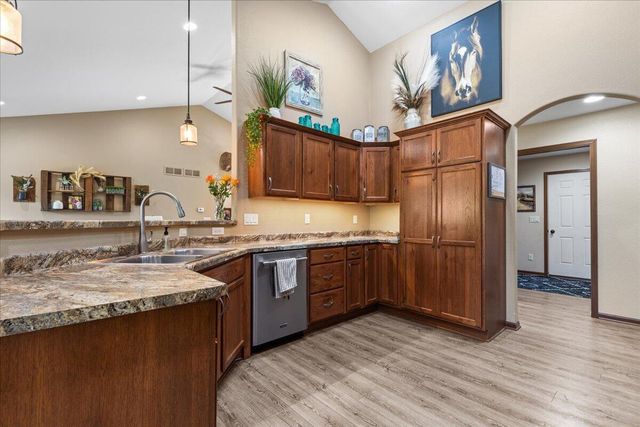 220 Silver Fox DRIVE N, Kewaskum, WI 53040