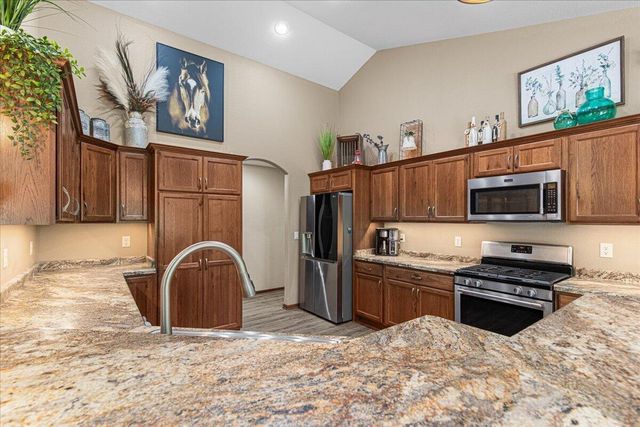 220 Silver Fox DRIVE N, Kewaskum, WI 53040