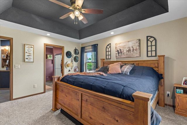 220 Silver Fox DRIVE N, Kewaskum, WI 53040