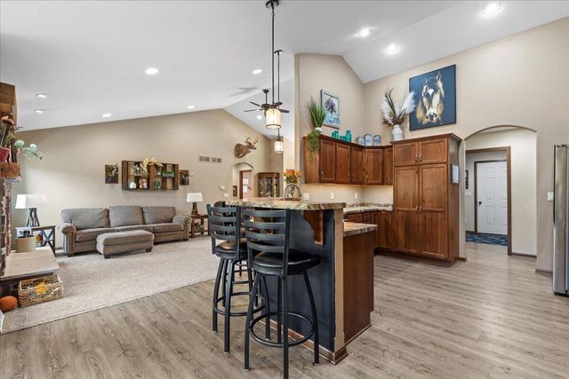 220 Silver Fox DRIVE N, Kewaskum, WI 53040