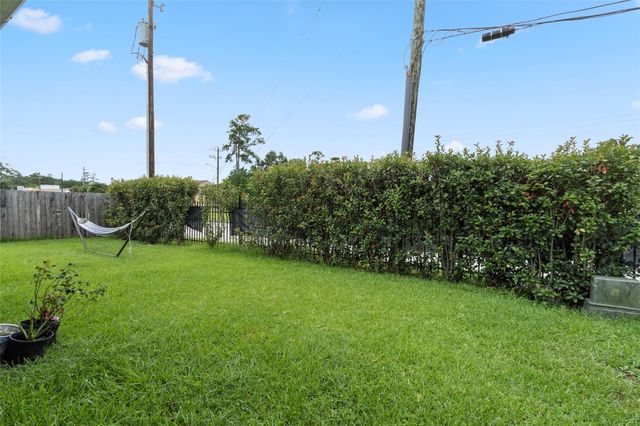 13206 Blass Court, Houston, TX 77044