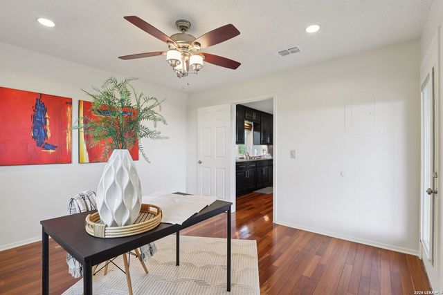 714 Starcrest, New Braunfels, TX 78130