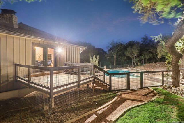 714 Starcrest, New Braunfels, TX 78130