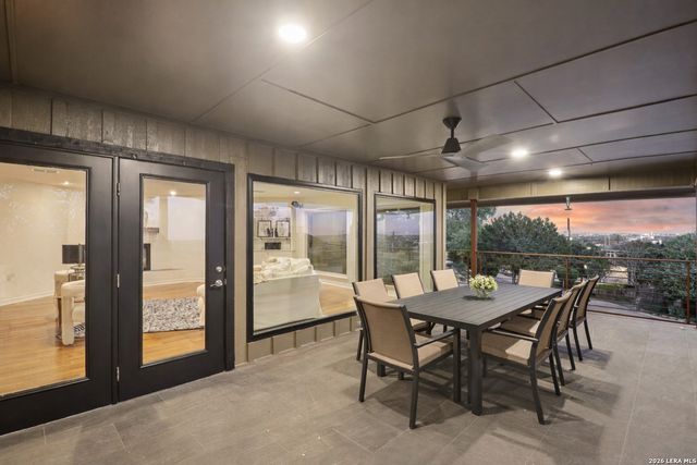 714 Starcrest, New Braunfels, TX 78130