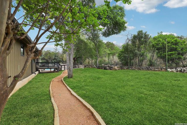 714 Starcrest, New Braunfels, TX 78130