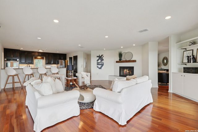 714 Starcrest, New Braunfels, TX 78130