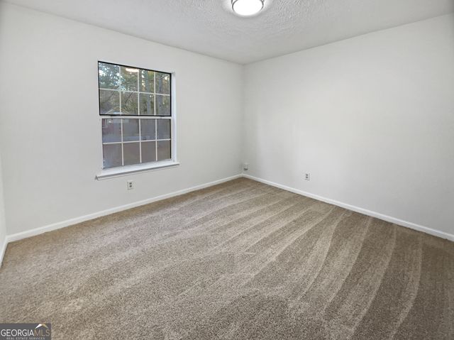 587 Tarragon Way SW, Atlanta, GA 30331