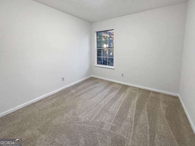 587 Tarragon Way SW, Atlanta, GA 30331