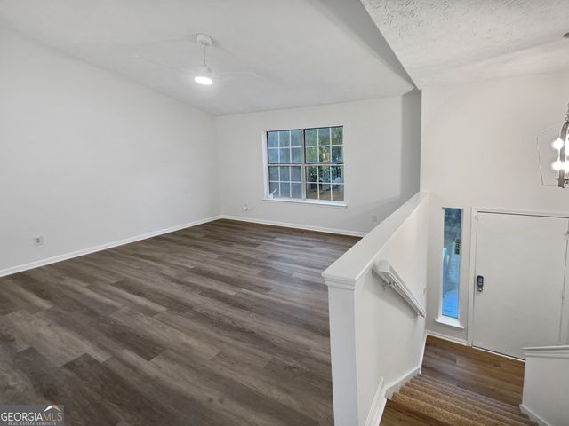 587 Tarragon Way SW, Atlanta, GA 30331