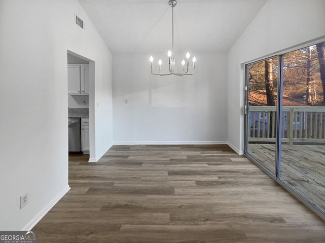 587 Tarragon Way SW, Atlanta, GA 30331