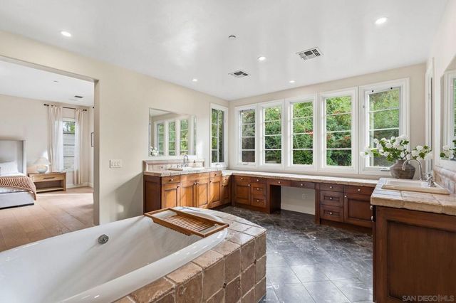 8308 Top O The Morning Way, San Diego, CA 92127